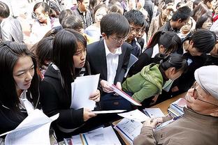 「集锦」西超杯-维尼修斯戴帽阿劳霍染红 皇马4-1巴萨第13次夺冠